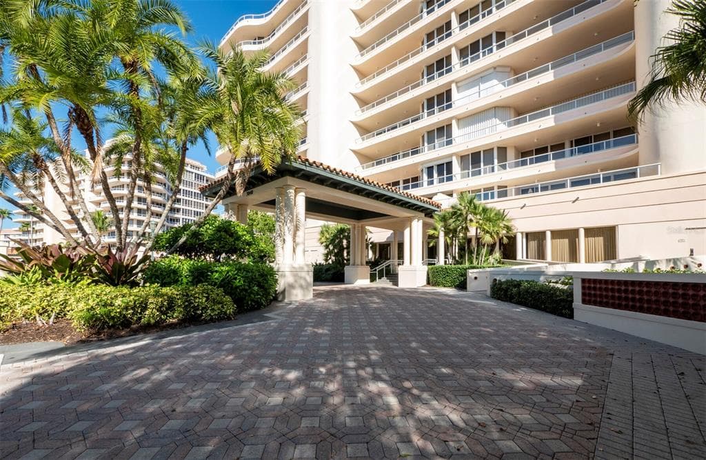 3040 GRAND BAY BOULEVARD 225 photo 1