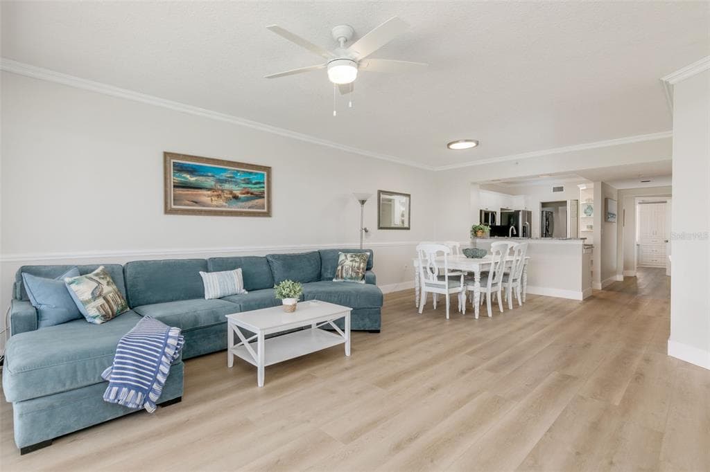 16450 GULF BOULEVARD 762 photo 6