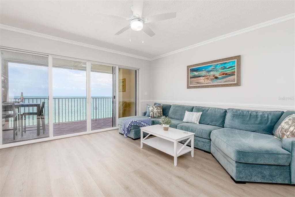 16450 GULF BOULEVARD 762 photo 4
