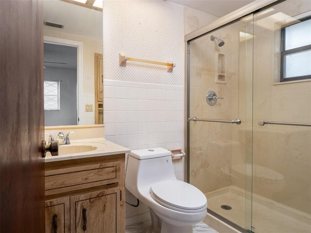 121 SERENA CIRCLE photo 13