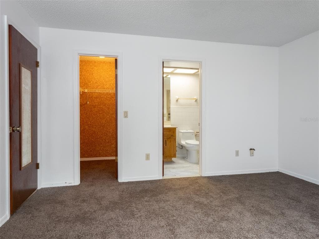121 SERENA CIRCLE photo 12
