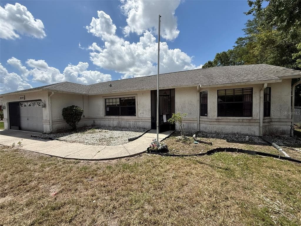 8548 CYPRESS LAKES BOULEVARD photo 1