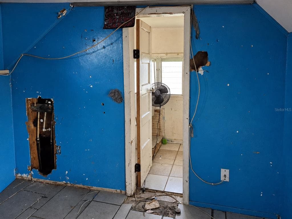 6416 RIVER ROAD photo 21