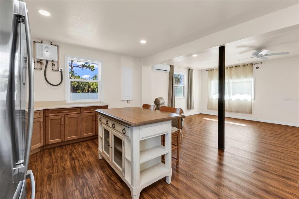 3129 BANYAN WAY photo 20