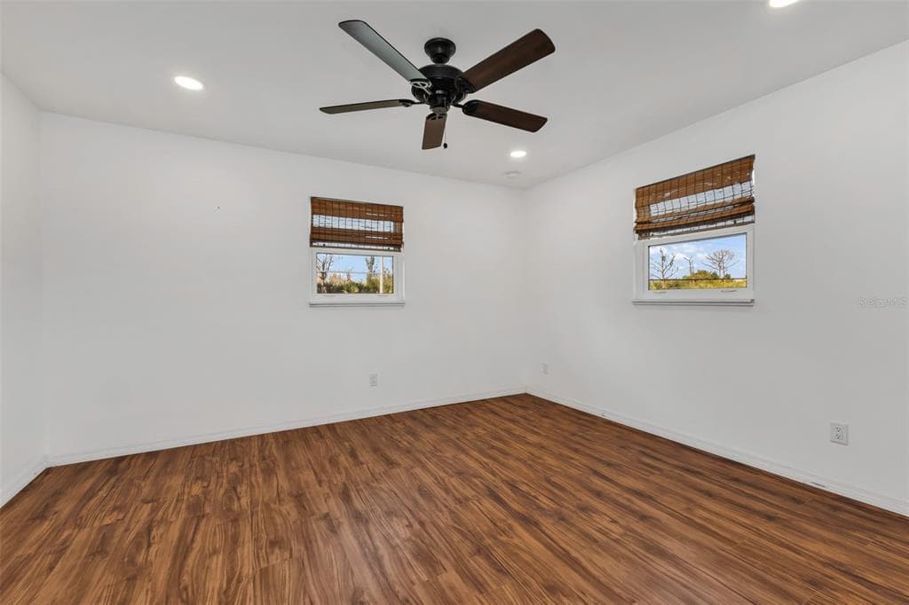 3129 BANYAN WAY photo 15