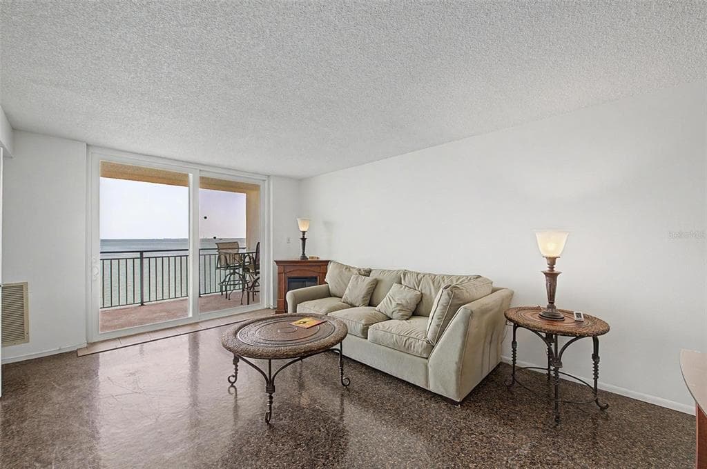 9 HAIG PLACE 704 photo 10