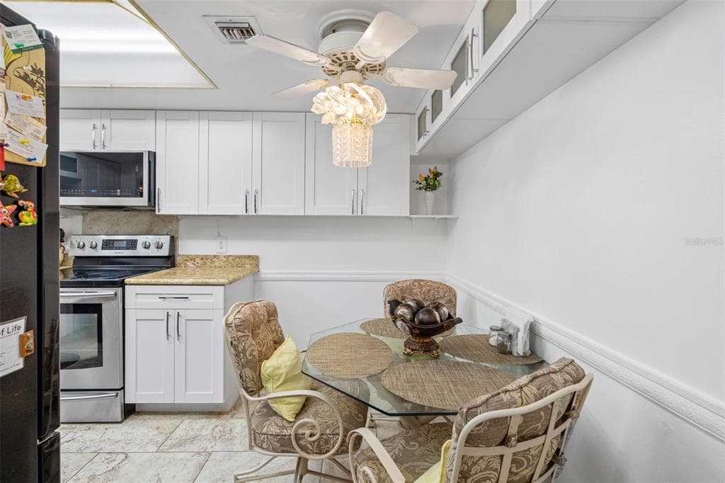 1430 GULF BOULEVARD 501 photo 7