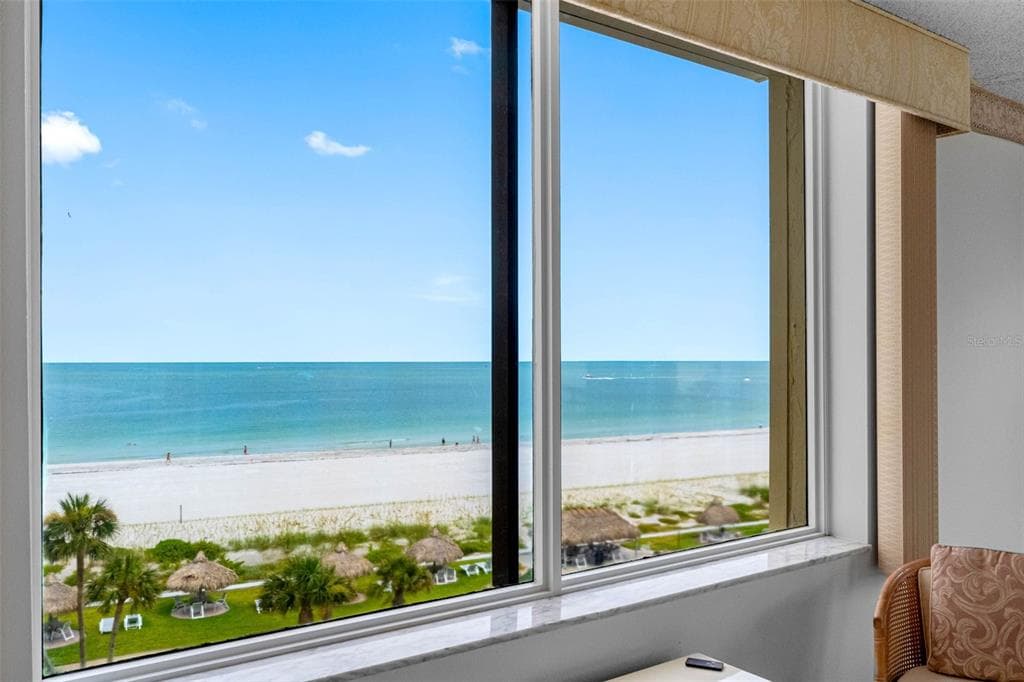 1430 GULF BOULEVARD 501 photo 15