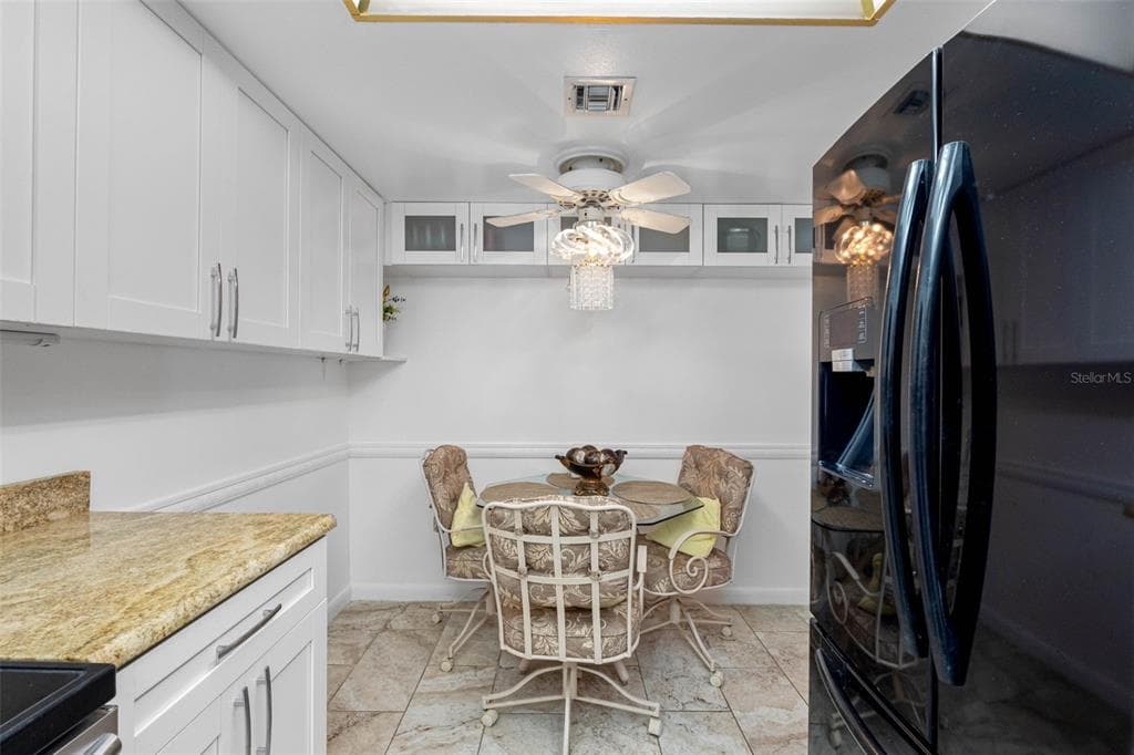 1430 GULF BOULEVARD 501 photo 11