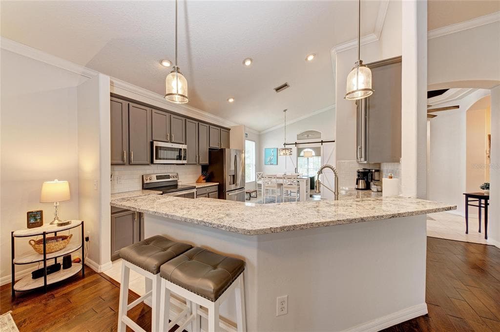 3114 38TH TERRACE E photo 16