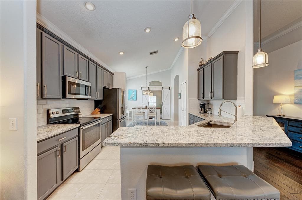 3114 38TH TERRACE E photo 15