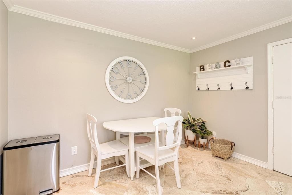 5683 MIDNIGHT PASS ROAD 105 photo 19