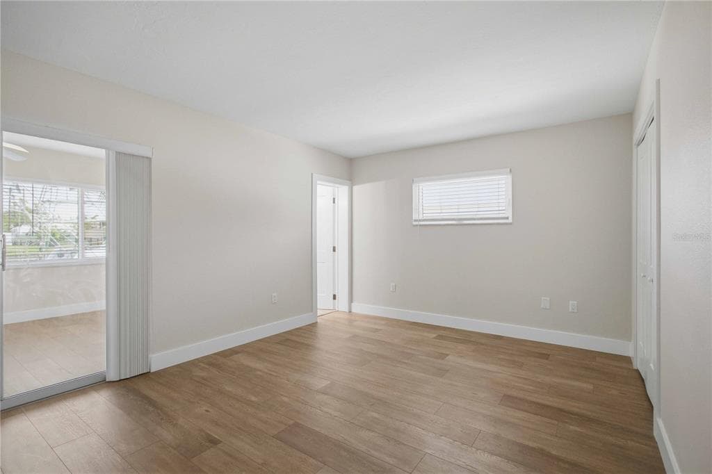 908 24TH AVENUE W photo 23