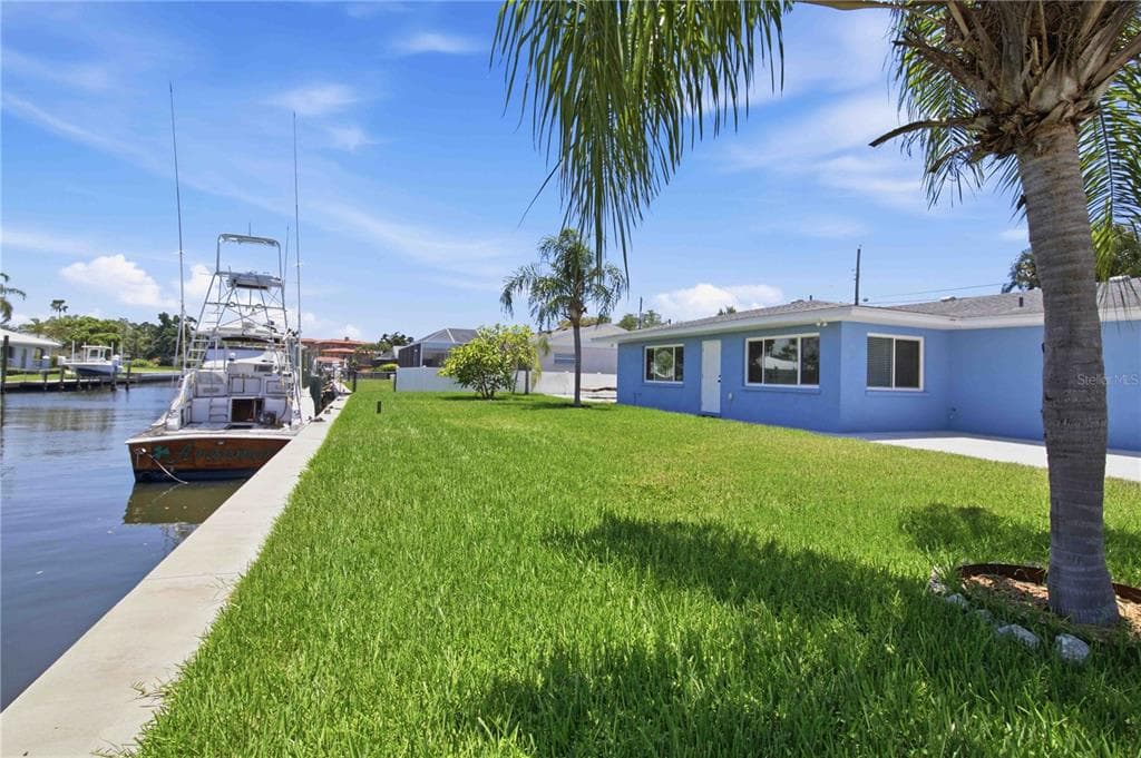 908 24TH AVENUE W photo 2