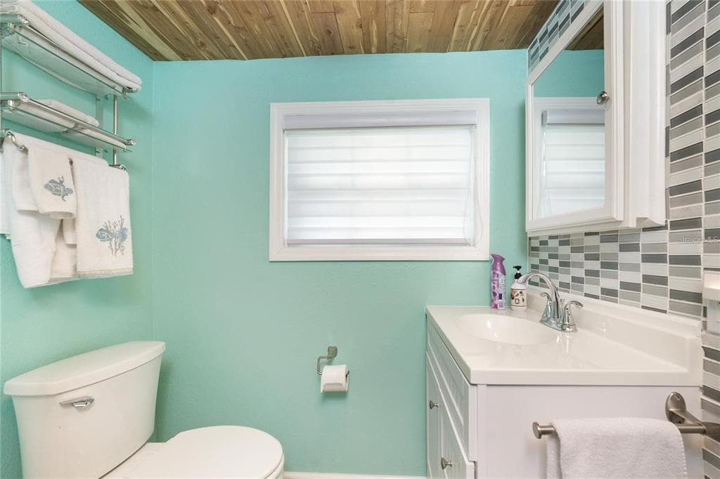 624 BLACKBURN BOULEVARD photo 23