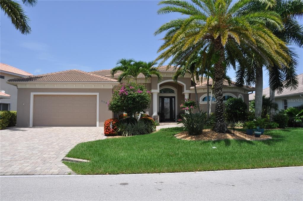 3293 TRIPOLI BOULEVARD photo 1