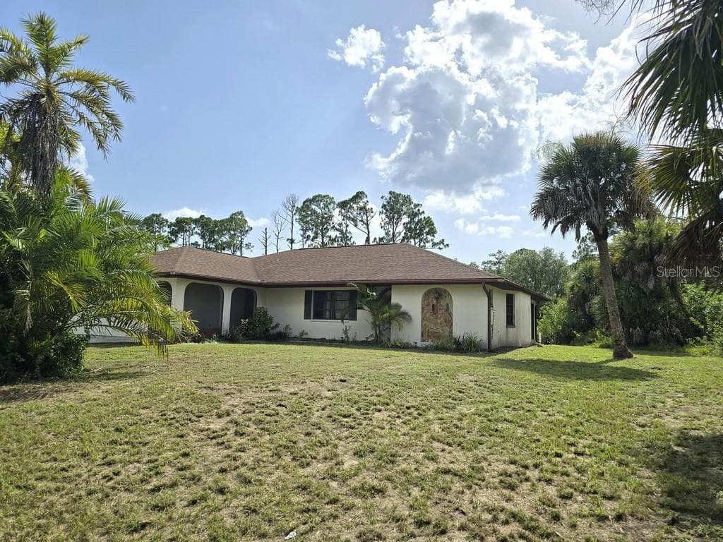 279 KINDRED BOULEVARD photo 2