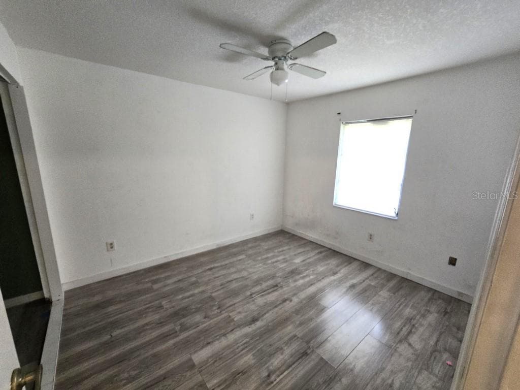 279 KINDRED BOULEVARD photo 13
