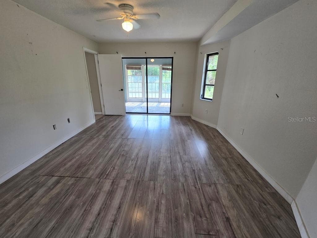279 KINDRED BOULEVARD photo 9