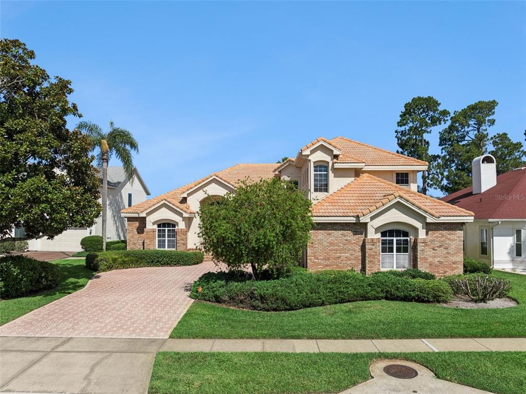 1901 EDGEWATER DRIVE photo 2