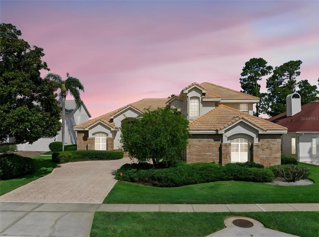 1901 EDGEWATER DRIVE photo 1