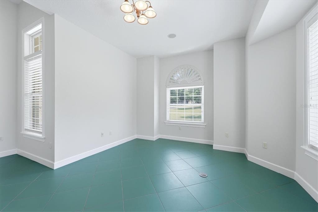24525 JENNINGS ROAD photo 17