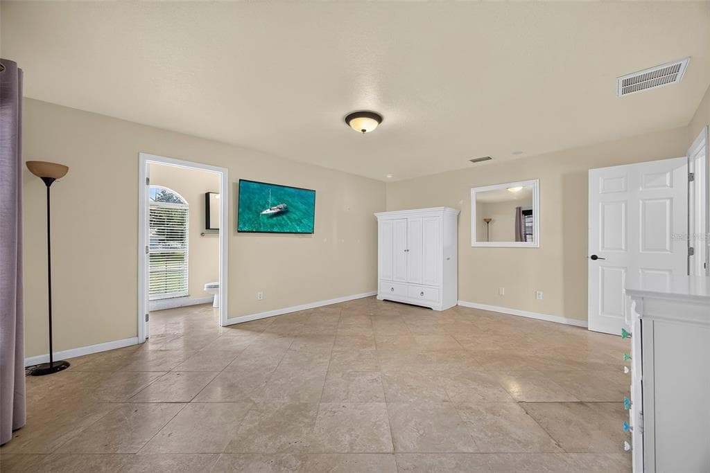 270 E TARPON BOULEVARD NW photo 23