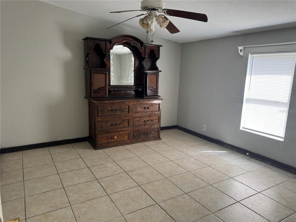 5406 SYDNEY STREET photo 12
