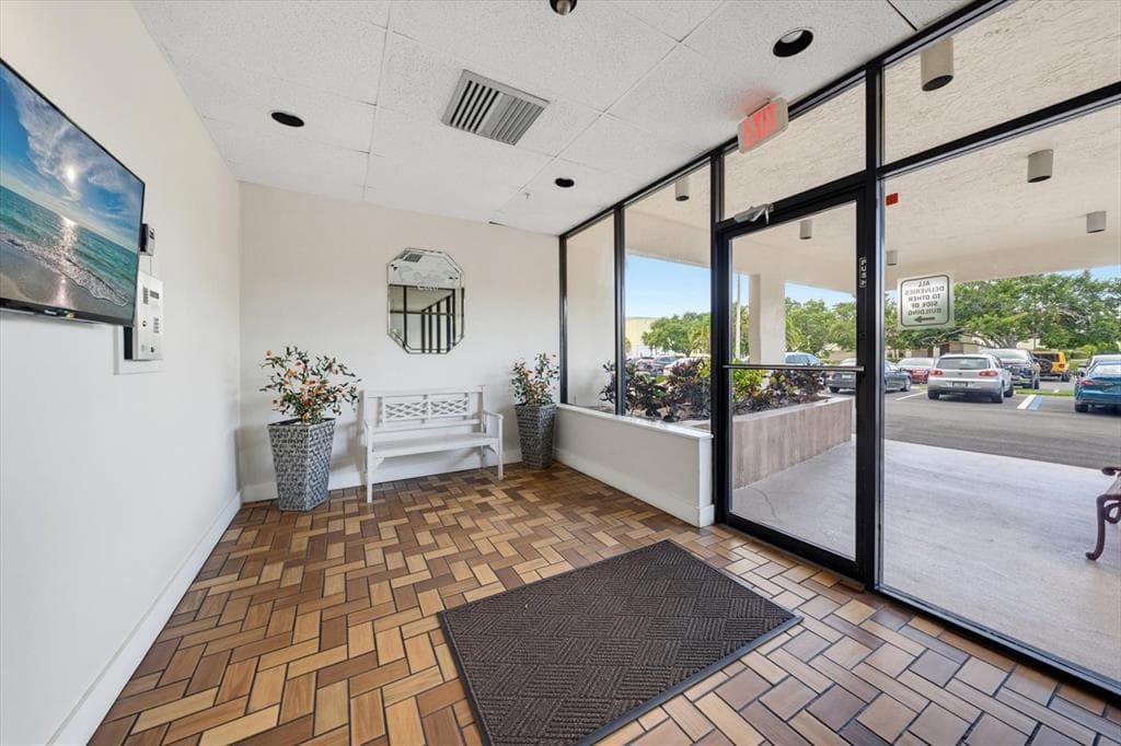 255 DOLPHIN POINT 307 photo 22