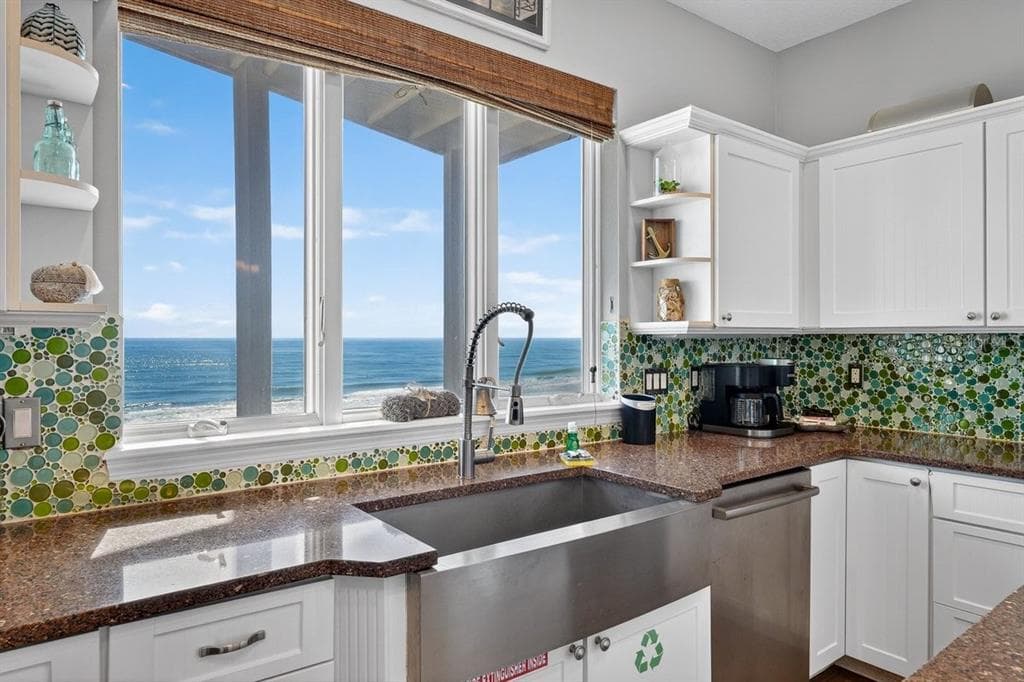 3319 N OCEAN SHORE BOULEVARD photo 17