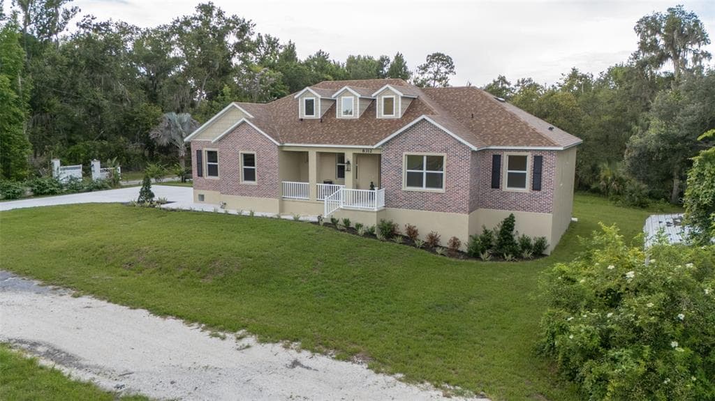 8312 REVELS ROAD photo 4