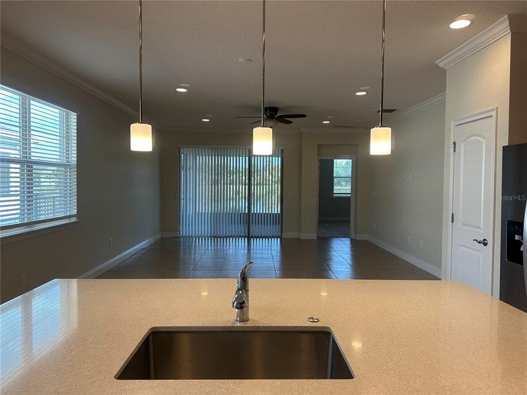 3430 SAGEBRUSH STREET photo 5
