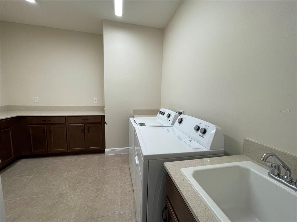 3430 SAGEBRUSH STREET photo 8