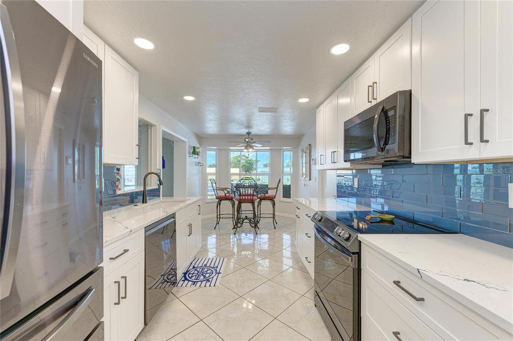 9907 ROYAL PALM DRIVE photo 15
