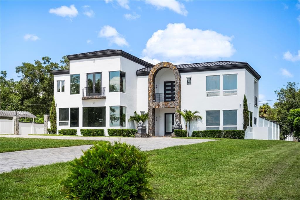 736 LAKE WINNEMISSETT DRIVE 1