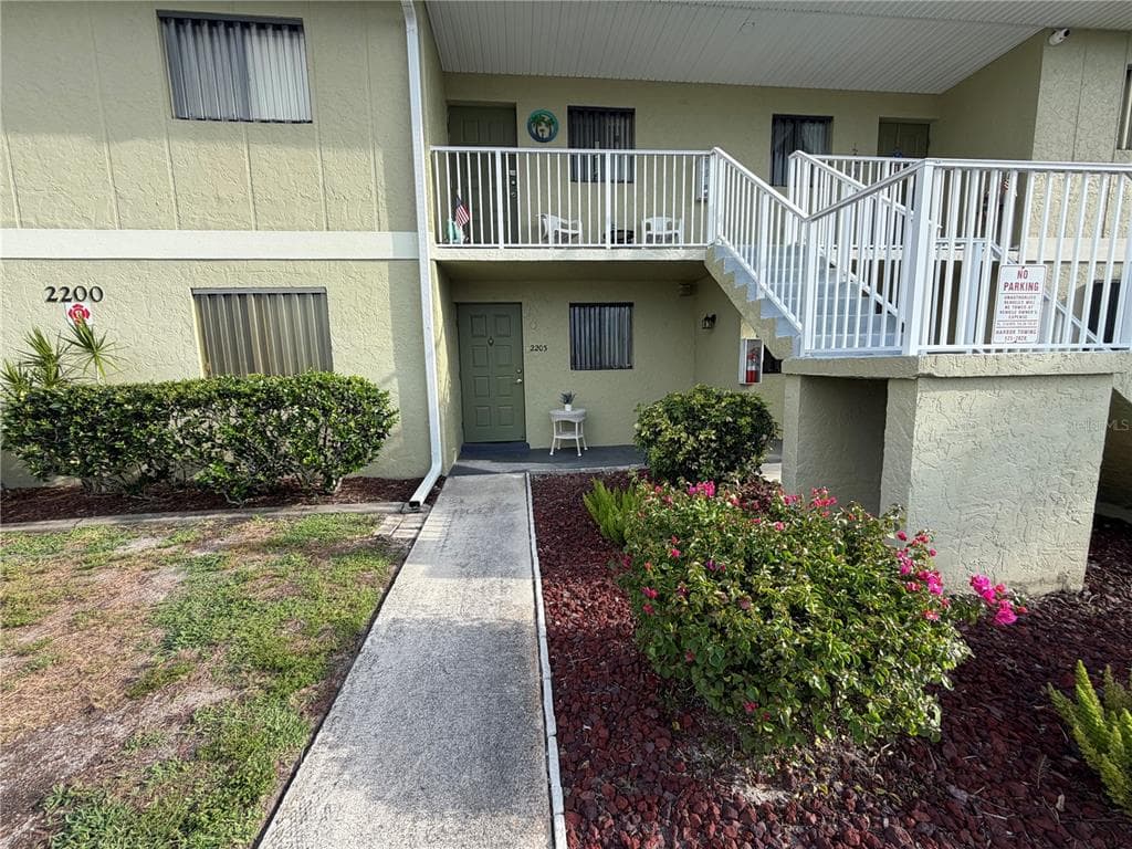 25225 RAMPART BOULEVARD 2203 photo 1
