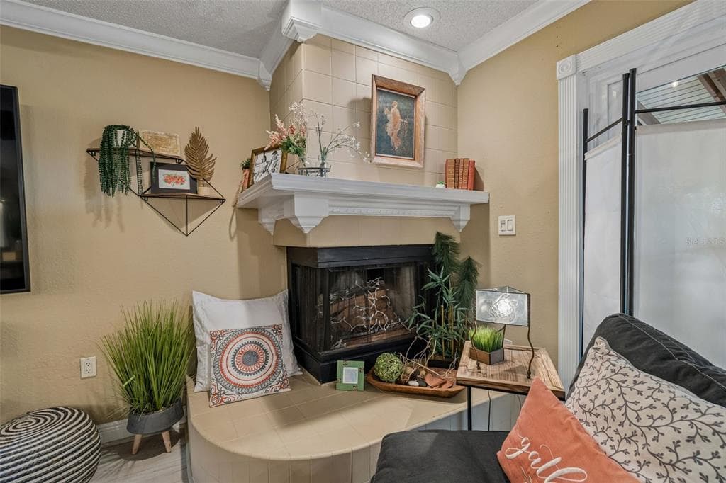 820 SYMPHONY ISLES BOULEVARD photo 12