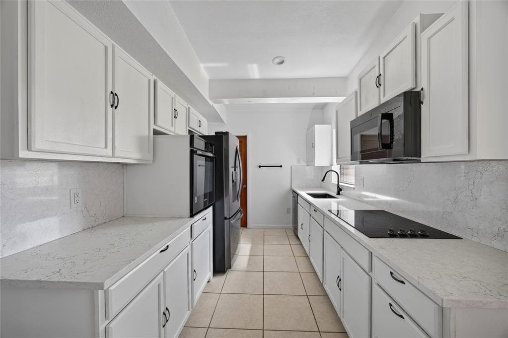 321 WEBER TERRACE photo 13