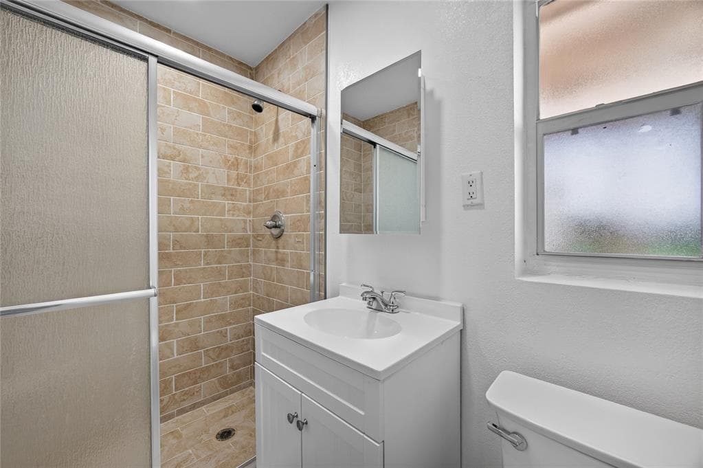 321 WEBER TERRACE photo 18