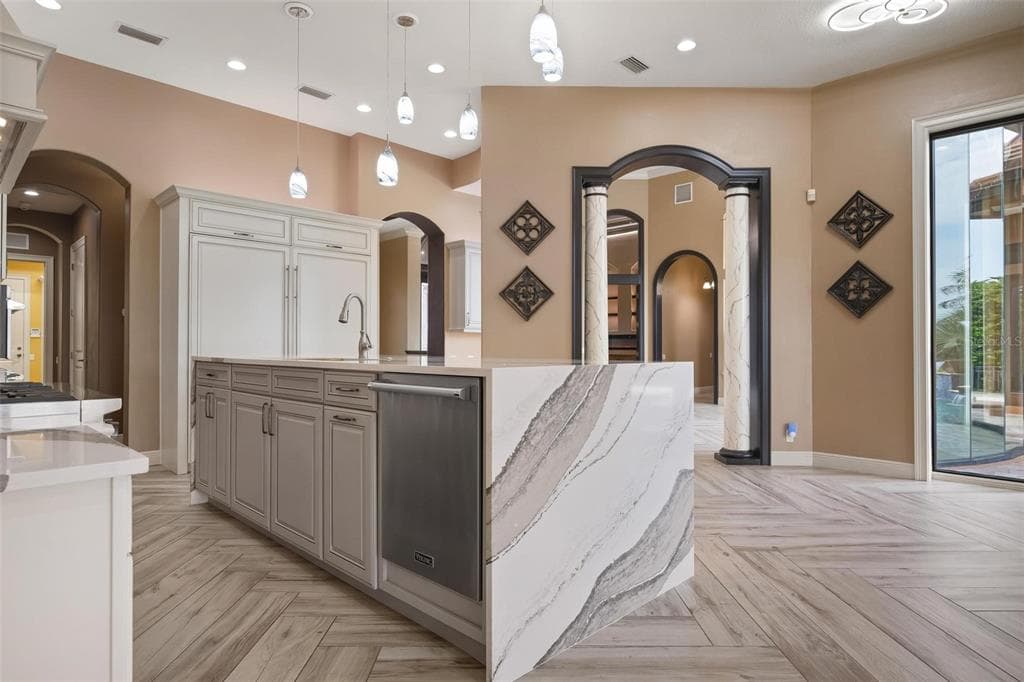 14115 11TH TERRACE NE photo 22