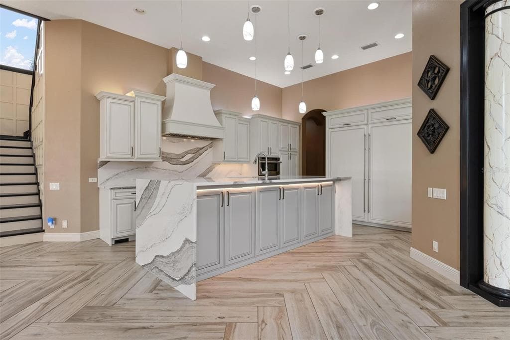 14115 11TH TERRACE NE photo 19