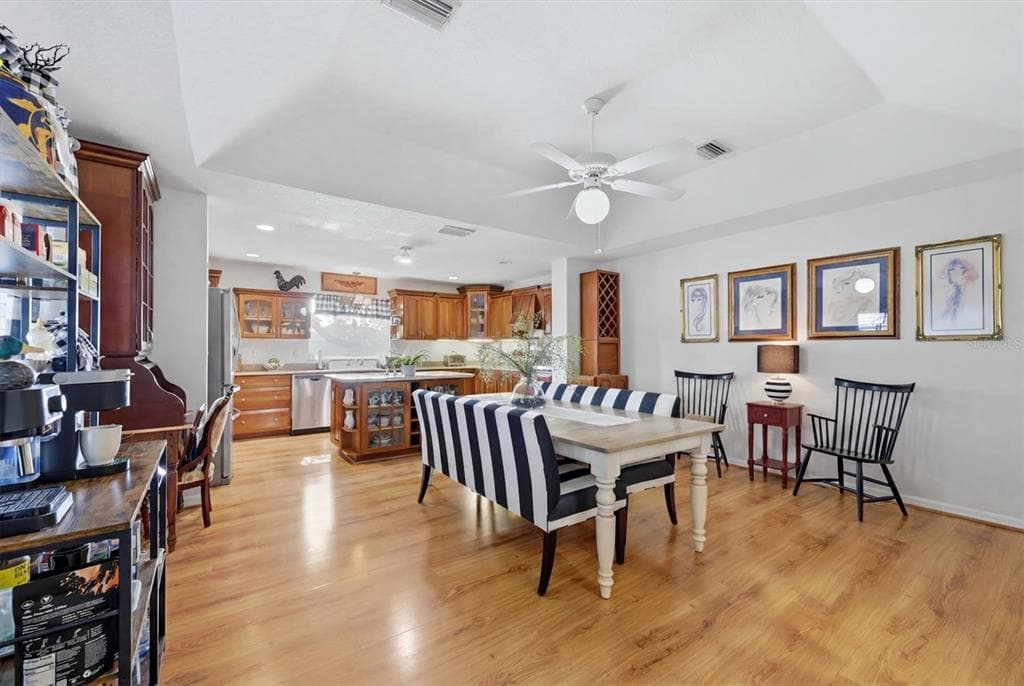 801 ROTONDA CIRCLE photo 11