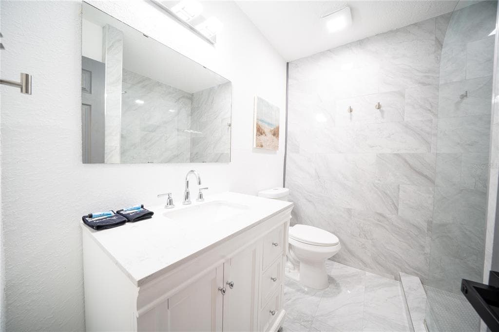 166 BAYSIDE DRIVE photo 23