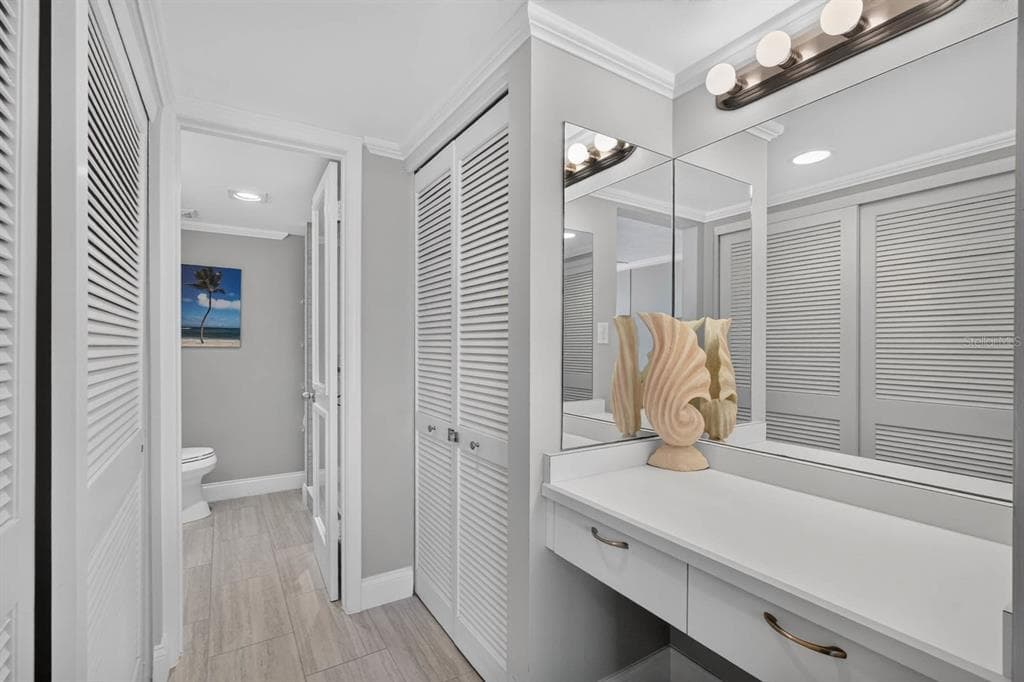 1575 OCEAN SHORE BOULEVARD H050 photo 22