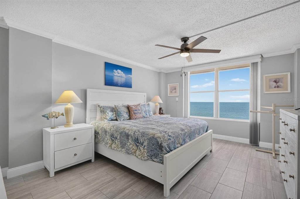 1575 OCEAN SHORE BOULEVARD H050 photo 20