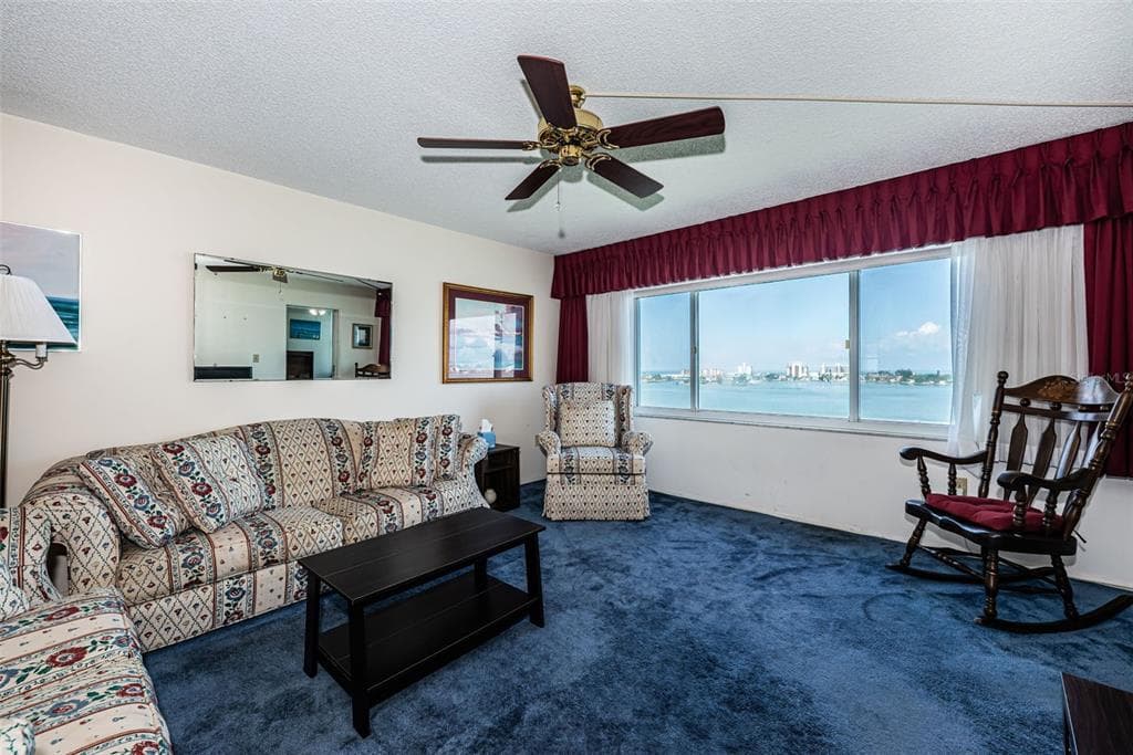 4750 COVE CIRCLE 905 photo 14
