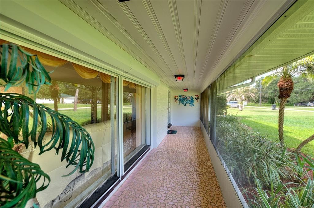 6197 AMARYLLIS DRIVE photo 6
