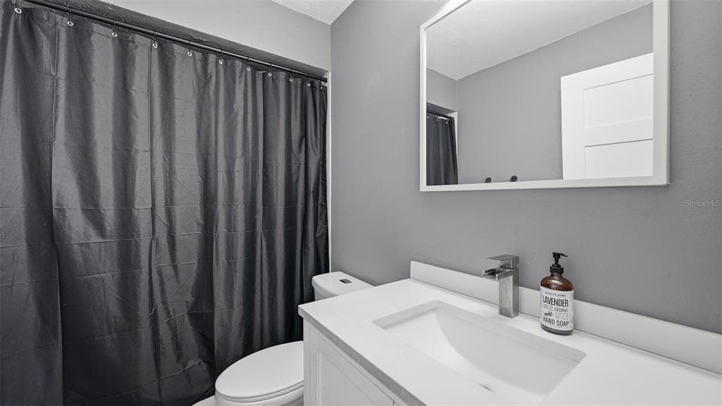 2481 S SCARLET OAK COURT photo 18