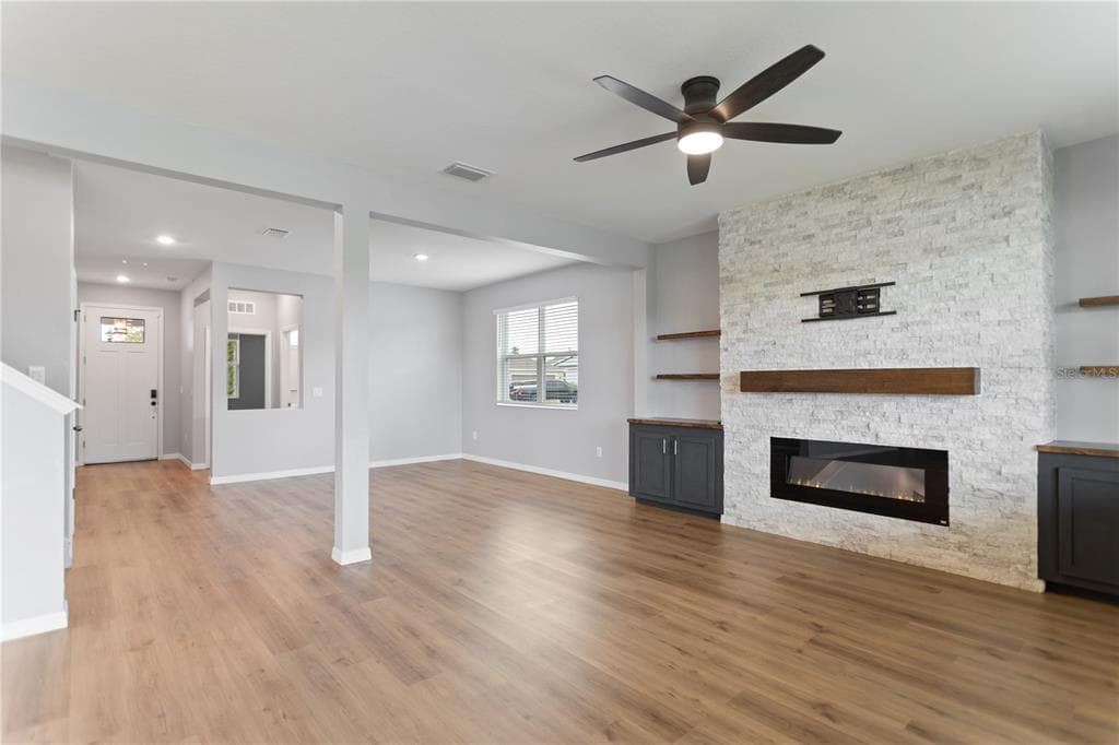 12500 ASTON DRIVE photo 15