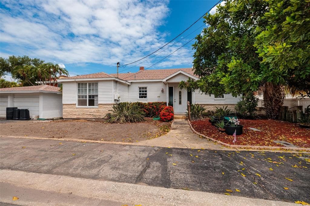 216 PUNTA VISTA DRIVE photo 8